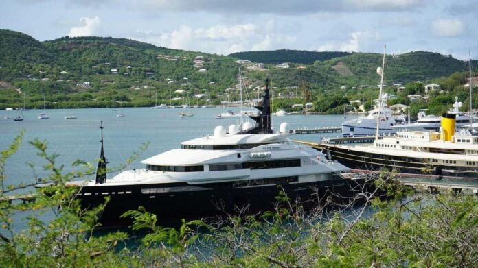 alfa-nero-superyacht-1170x658-1.jpg