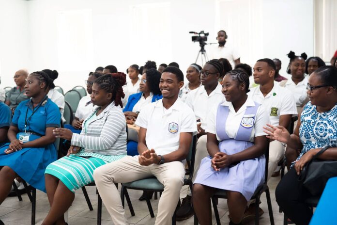 A-cross-section-of-students-Junior-Chef-Media-Launch.jpg